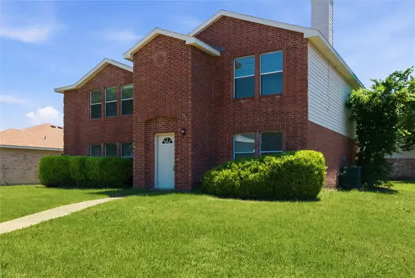 652 Lowe Drive, Cedar Hill, TX 75104