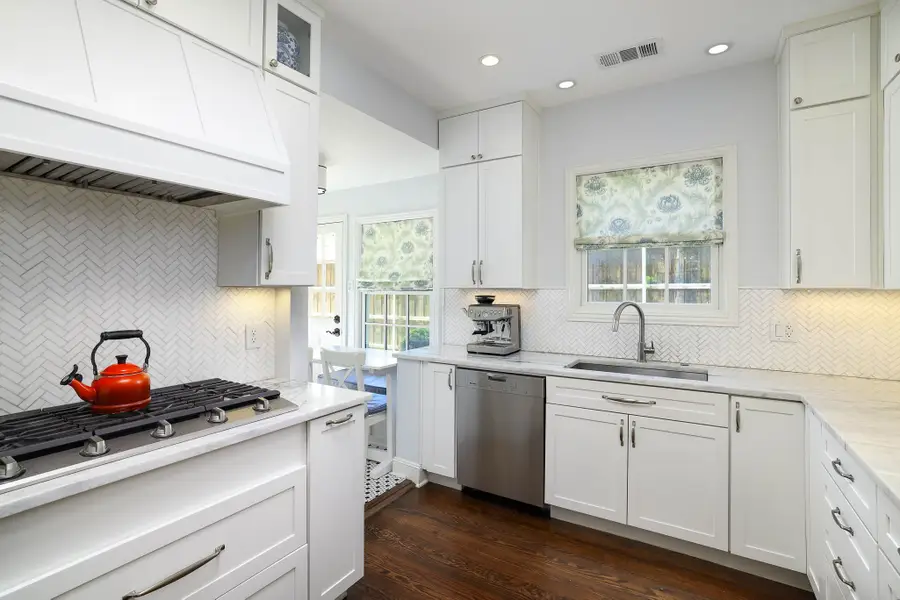 5442 Merrimac Avenue, Dallas, TX 75206 - #3