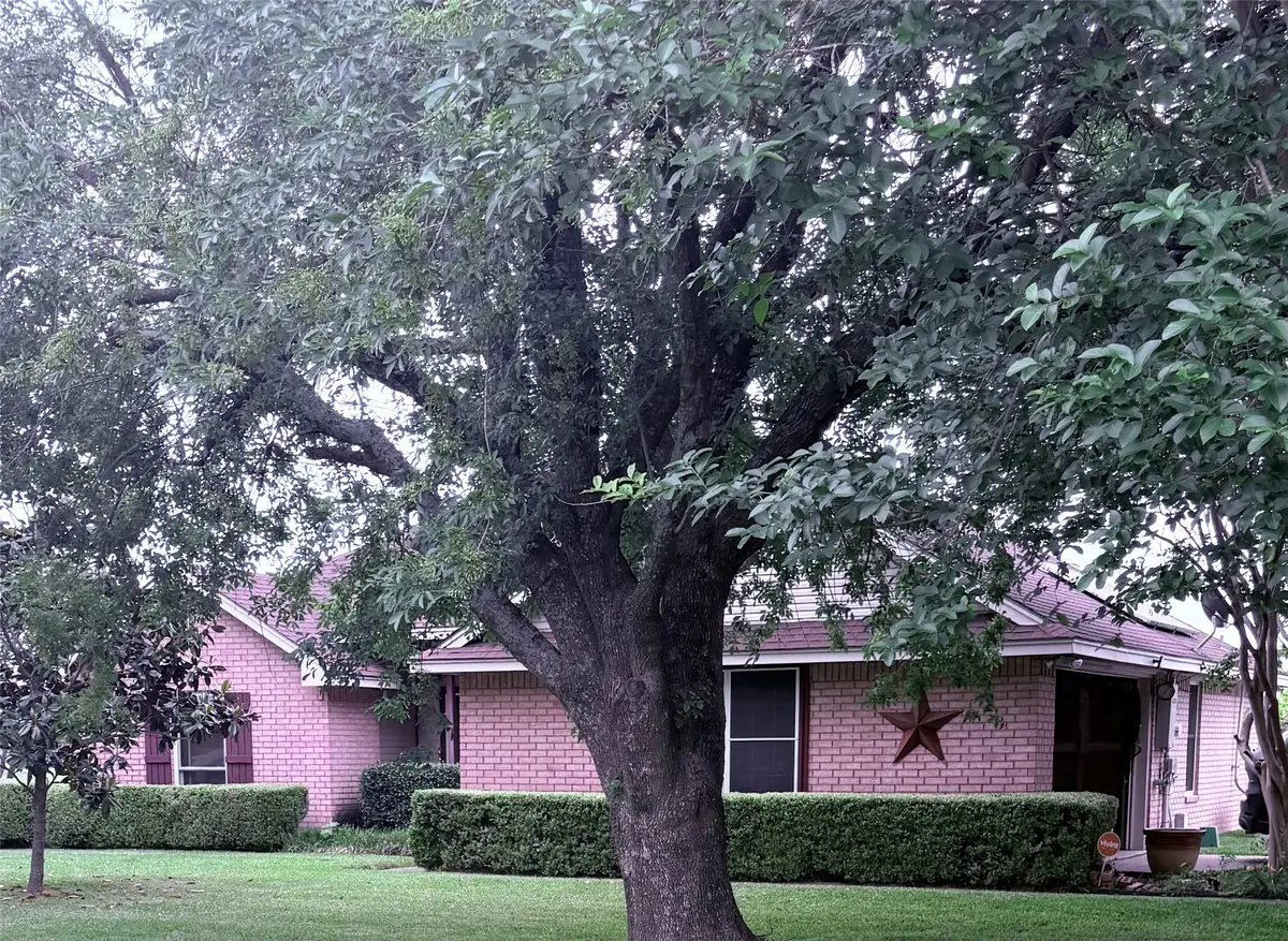 202 Castleridge Drive, Red Oak, TX 75154 - #1