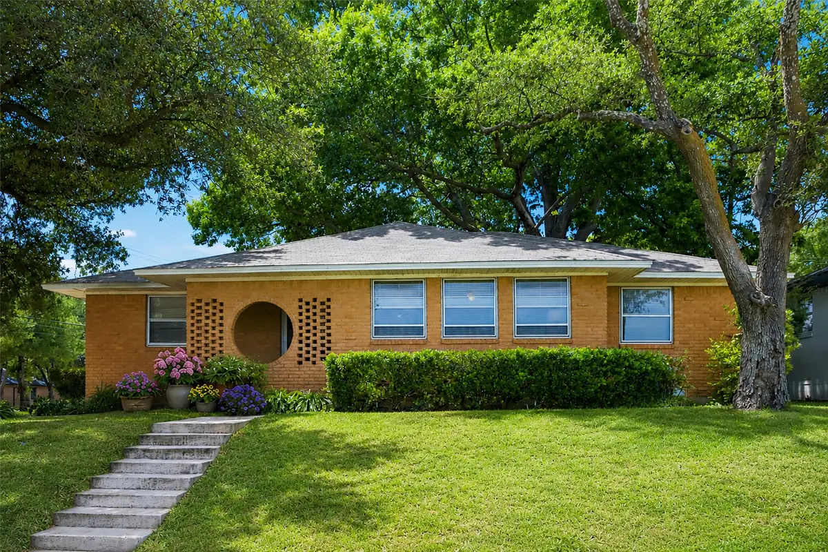 635 Classen Drive, Dallas, TX 75218 - #1