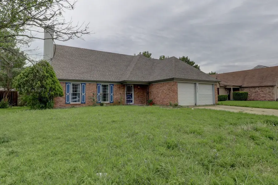 2633 Channing Drive, Grand Prairie, TX 75052 - #3