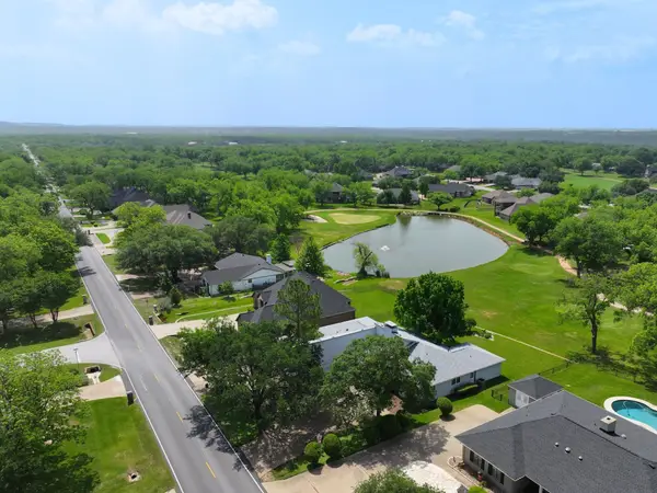 5131 Wedgefield Road, Granbury, TX 76049