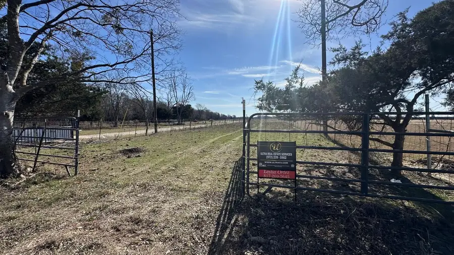 869 County Road 3908, Wills Point, TX 75169 - #2