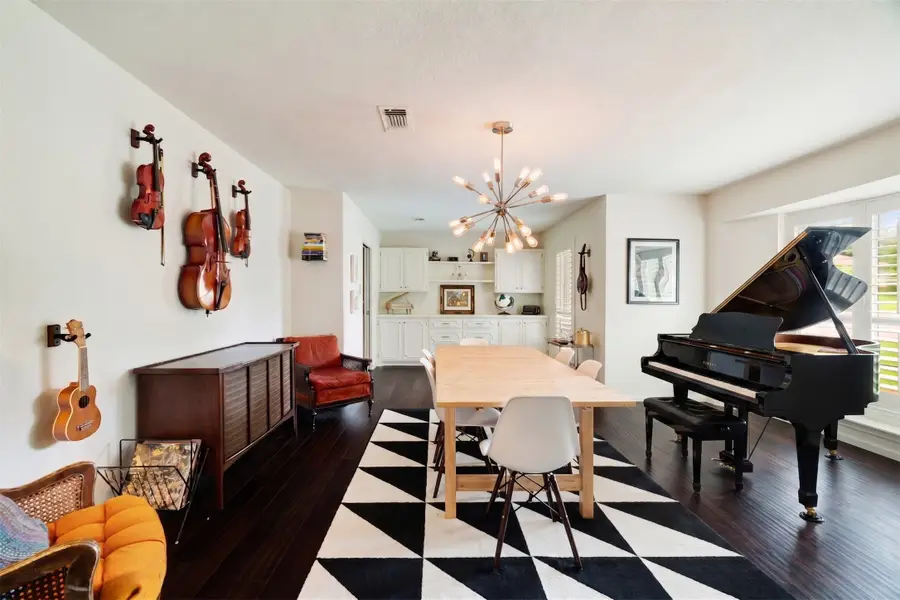 2745 Simpson Street, Paris, TX 75460 - #2