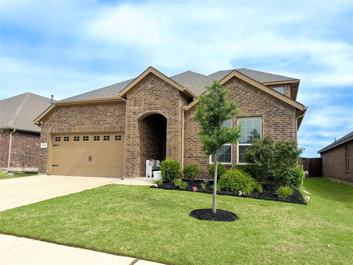 929 Philadelphia Street, Fate, TX 75189 - #1