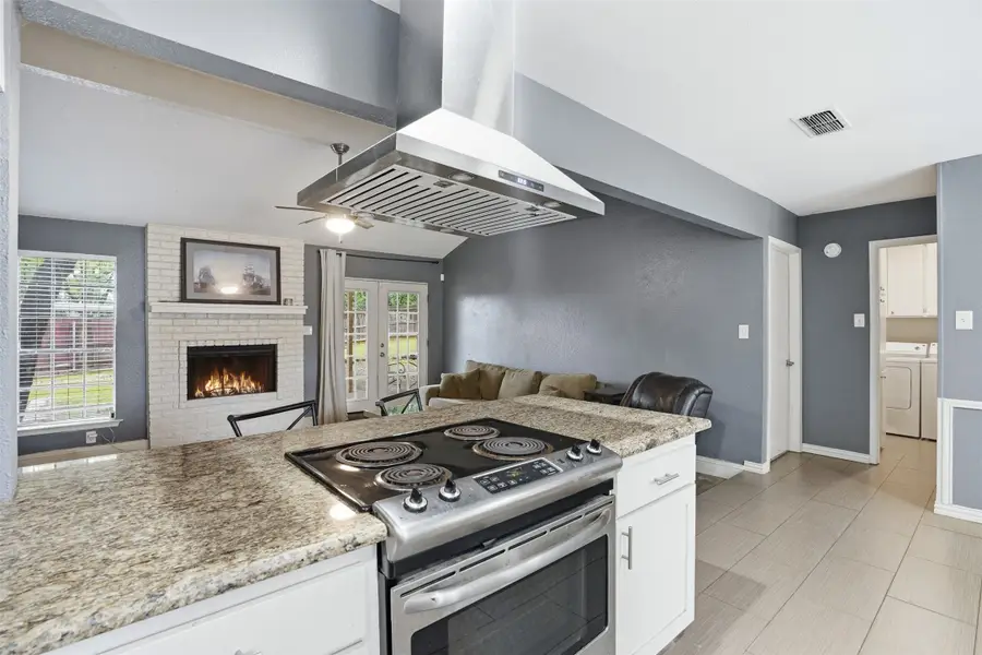 7658 Blue Carriage Court, Fort Worth, TX 76120 - #3