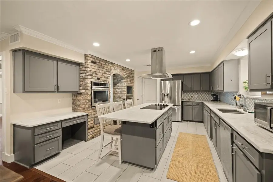 2123 Wilson Drive, Arlington, TX 76011 - #2