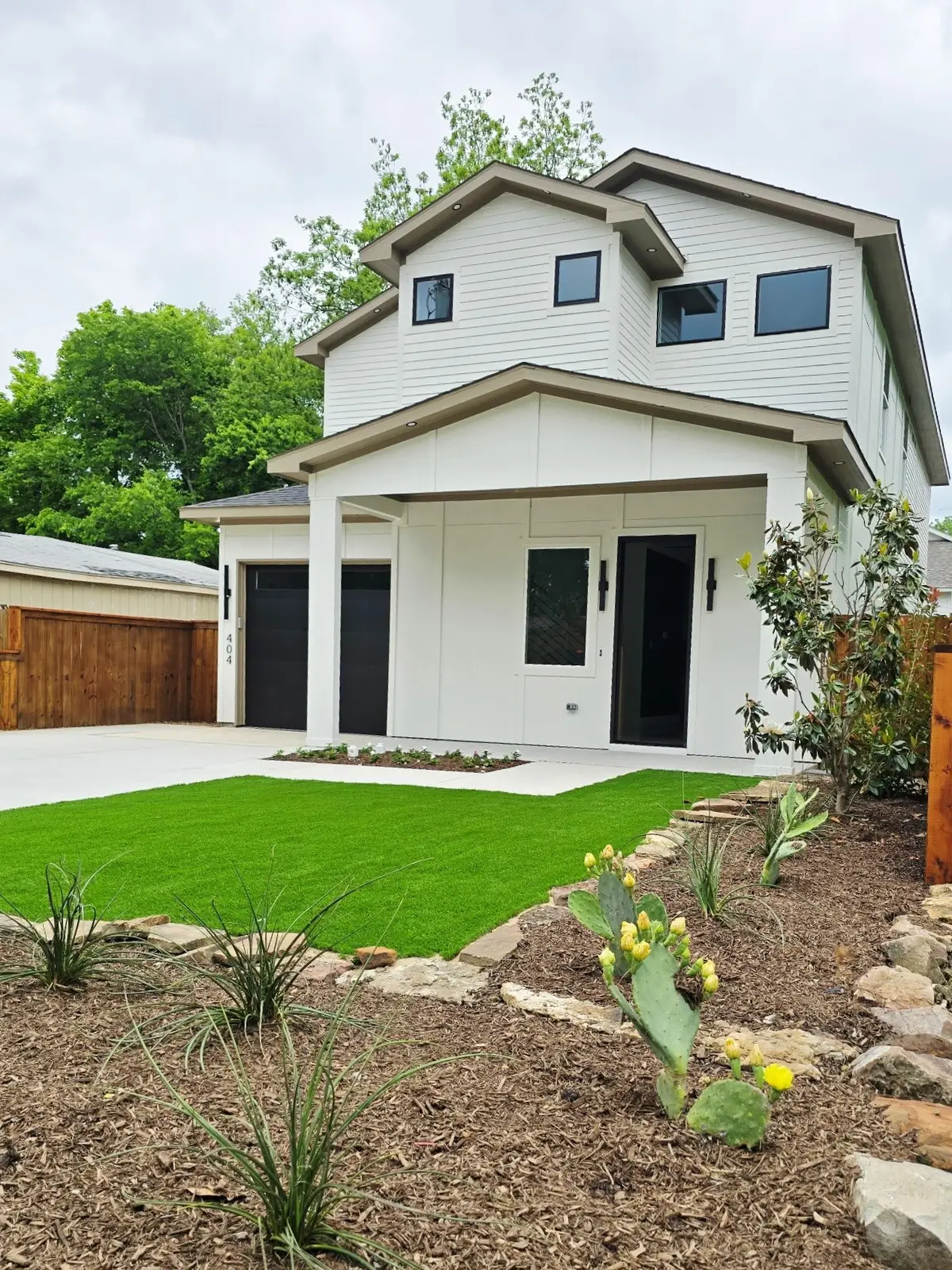 404 Pecan Drive, Dallas, TX 75203 - #1