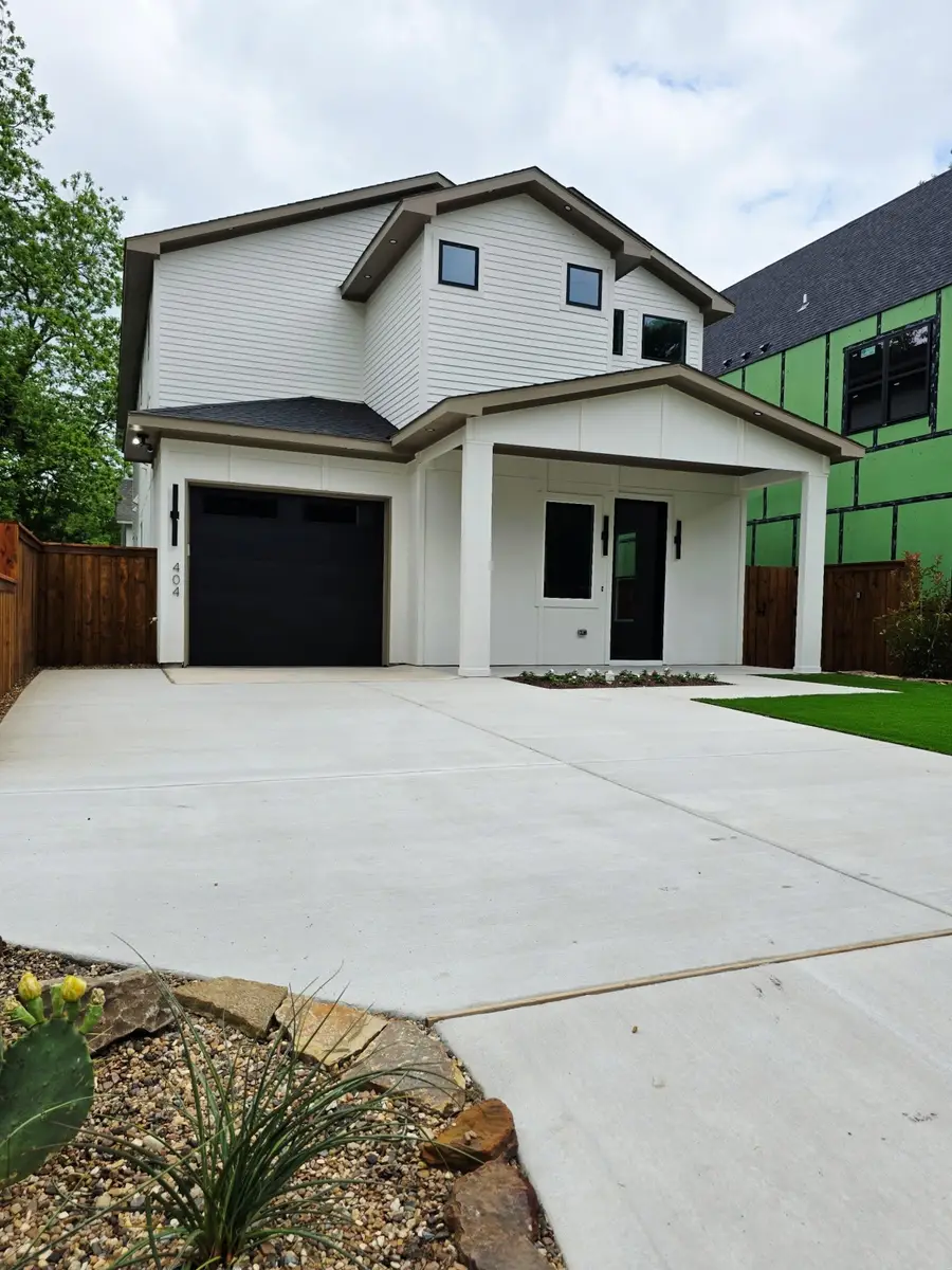 404 Pecan Drive, Dallas, TX 75203 - #3