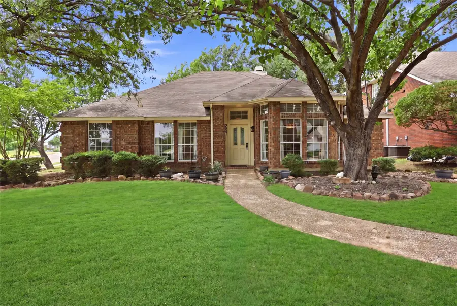 2801 Buena Vista Court, Carrollton, TX 75007 - #2