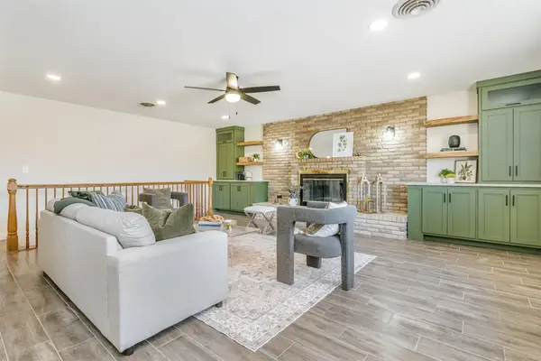 2006 Borger Street, Plainview, TX 79072