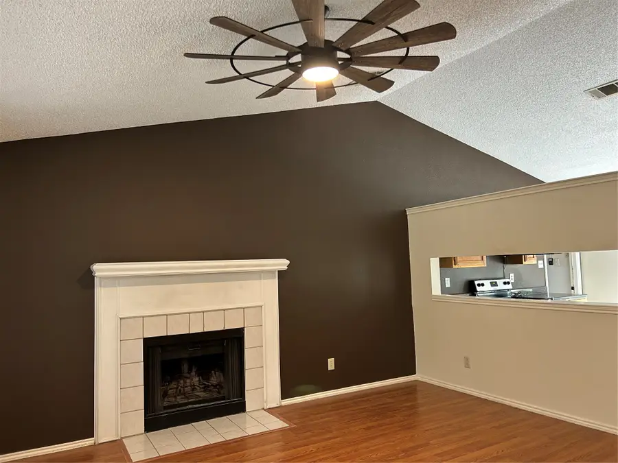 4632 Waterway Drive N, Fort Worth, TX 76137 - #2