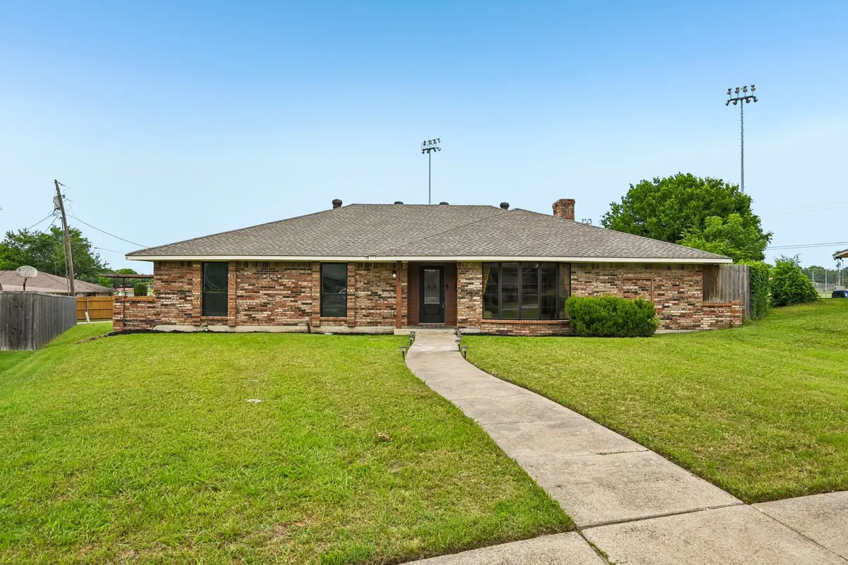 813 Oakbluff Drive, Lancaster, TX 75146 - #1