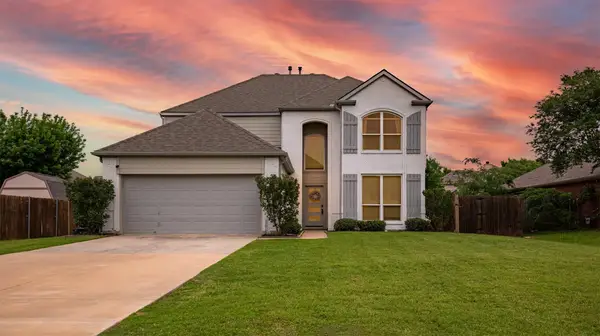 702 River Oak Way, Lake Dallas, TX 75065