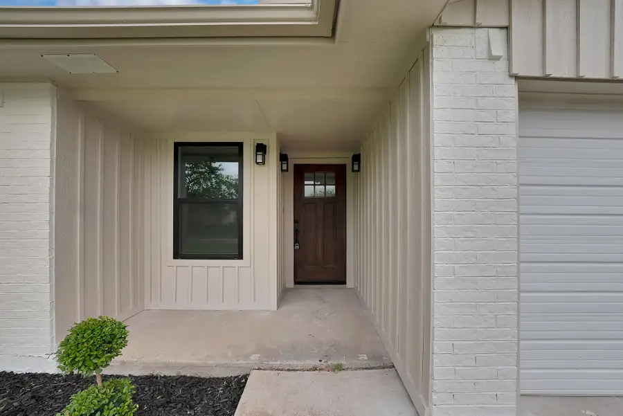 2822 Pebble Beach Drive, Lancaster, TX 75134 - #3