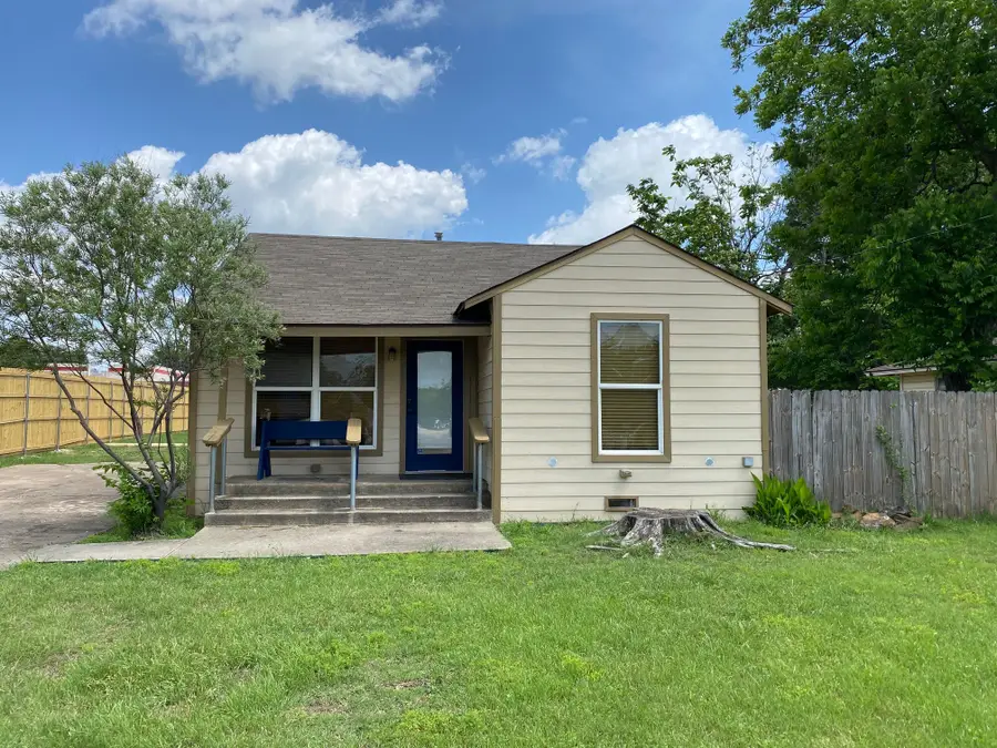 414 Avenue C, Duncanville, TX 75116 - #2