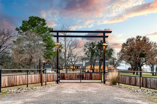 909 Grindstone Road, Brock, TX 76087