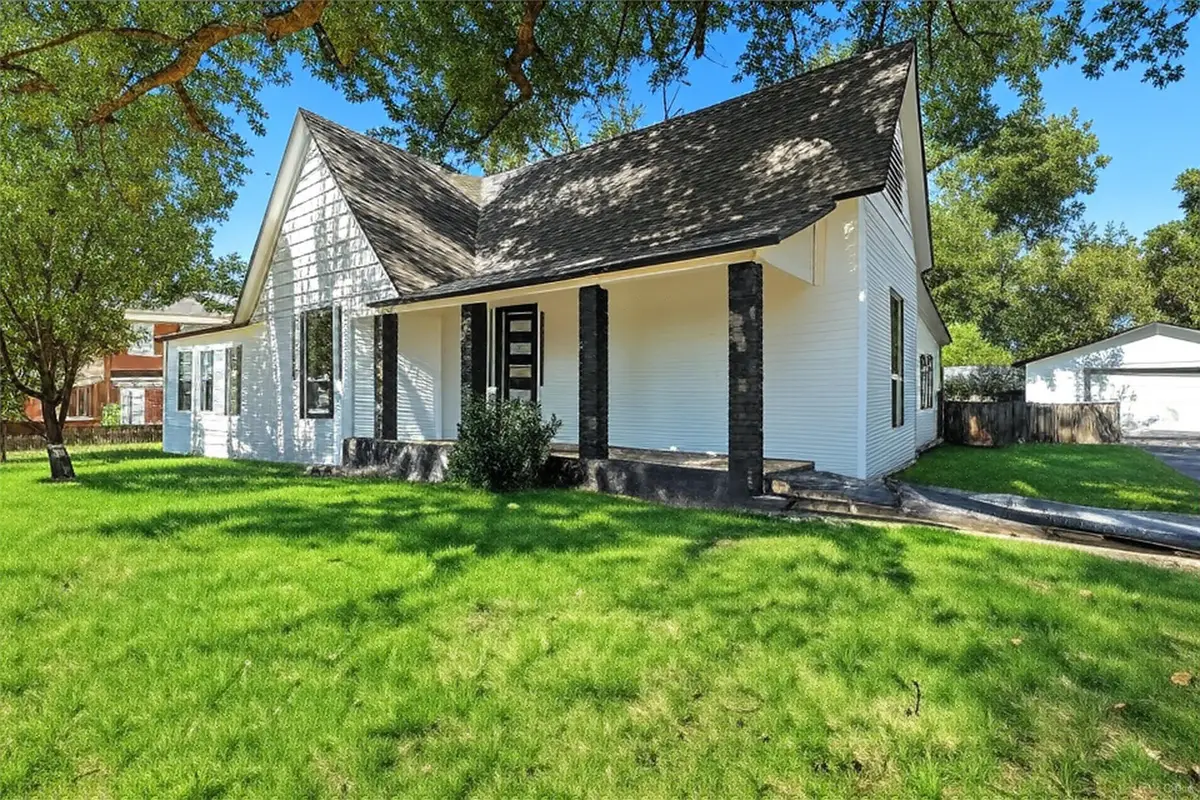 605 N Main Street, Winnsboro, TX 75494 - #1