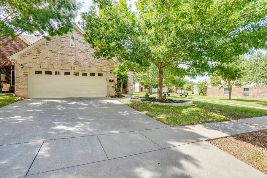 205 Greathouse Village, Decatur, TX 76234 - #2