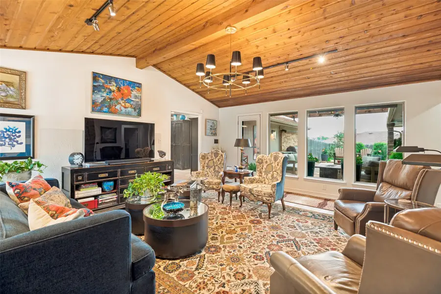 2201 Carmel Drive, Carrollton, TX 75006 - #2