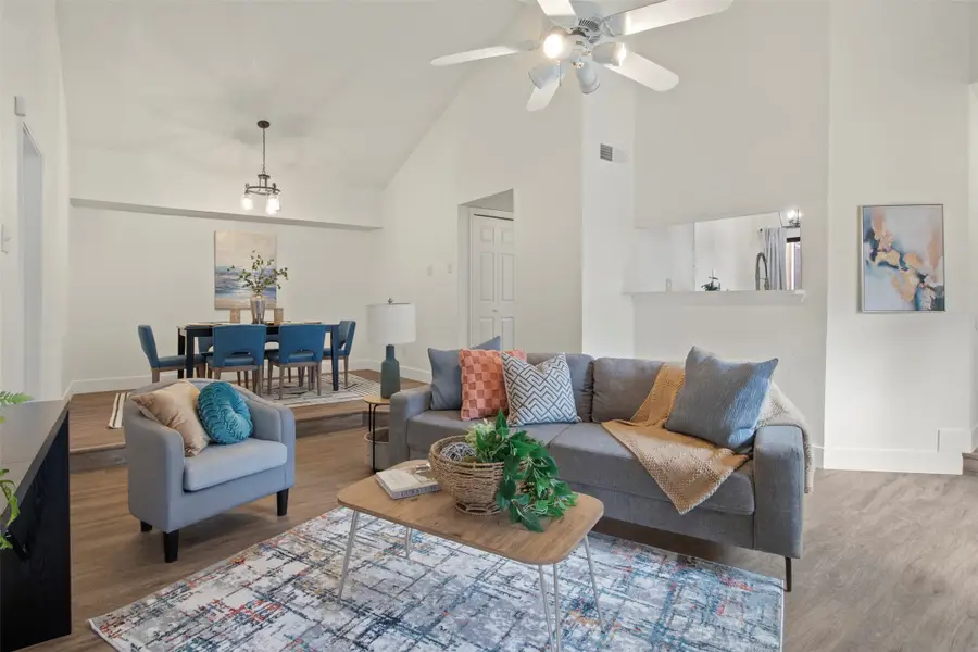 2634 Encina, Irving, TX 75038 - #2