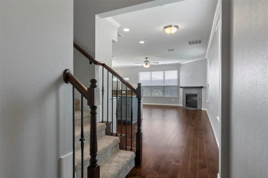 406 Hamilton Street, Lewisville, TX 75067 - #3