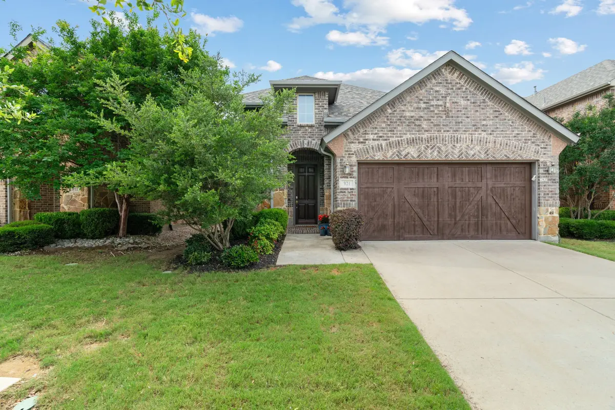 921 Montgomery Way, Argyle, TX 76226 - #1