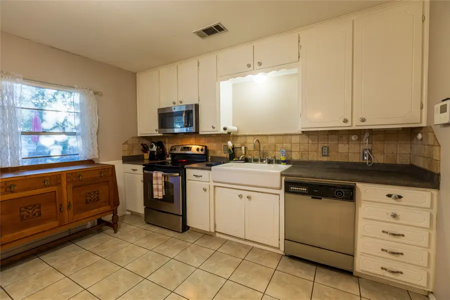 2401 W Bethesda Road, Burleson, TX 76028 - #2