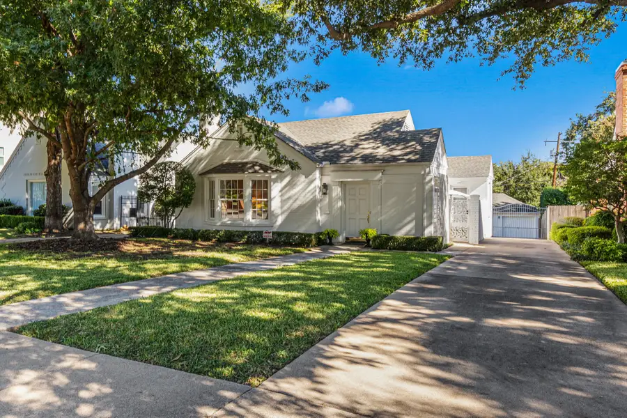 3628 Potomac Avenue, Fort Worth, TX 76107 - #3