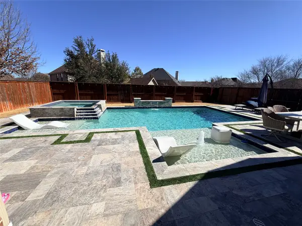 8624 Bayberry Avenue, Lantana, TX 76226