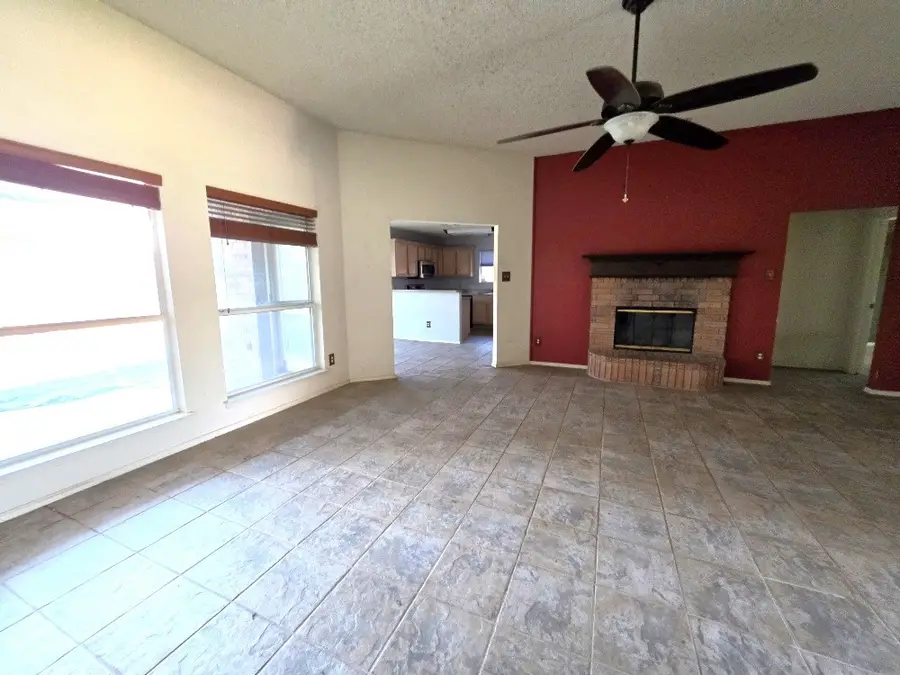 959 Aaron Drive, Burleson, TX 76028 - #2