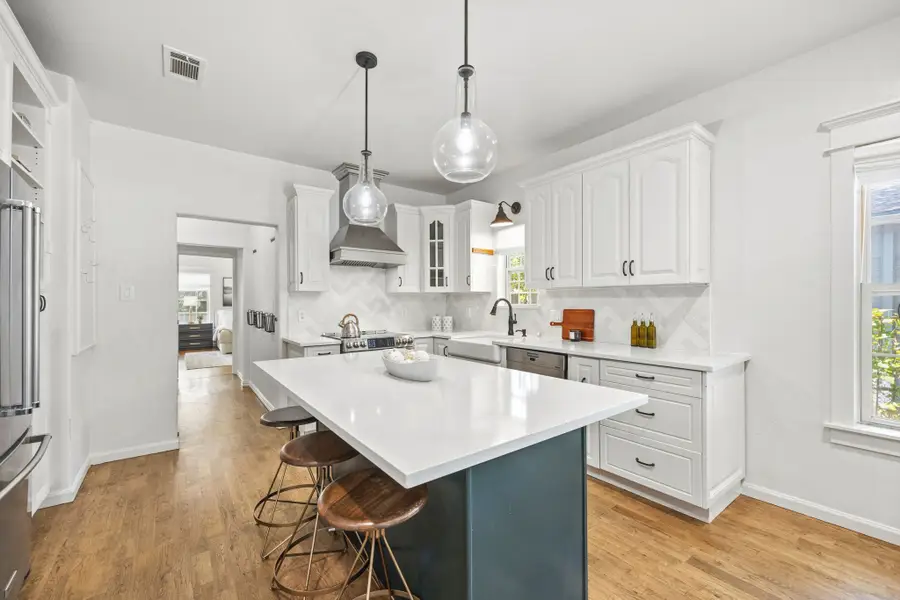815 Turner Avenue, Dallas, TX 75208 - #2
