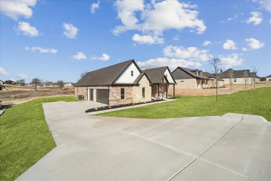 328 Slimp Bluff, Azle, TX 76020 - #3