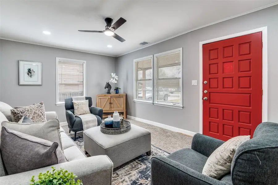 421 W 8th Street, Lancaster, TX 75146 - #3