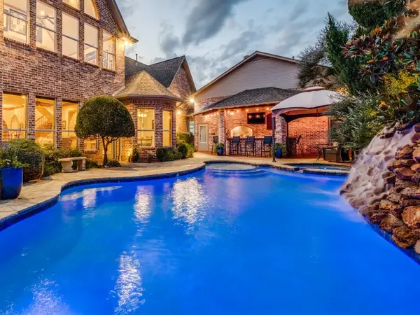 100 Bentwood Court, Denton, TX 76210
