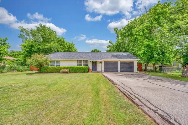 4304 Valview Drive, Waco, TX 76708