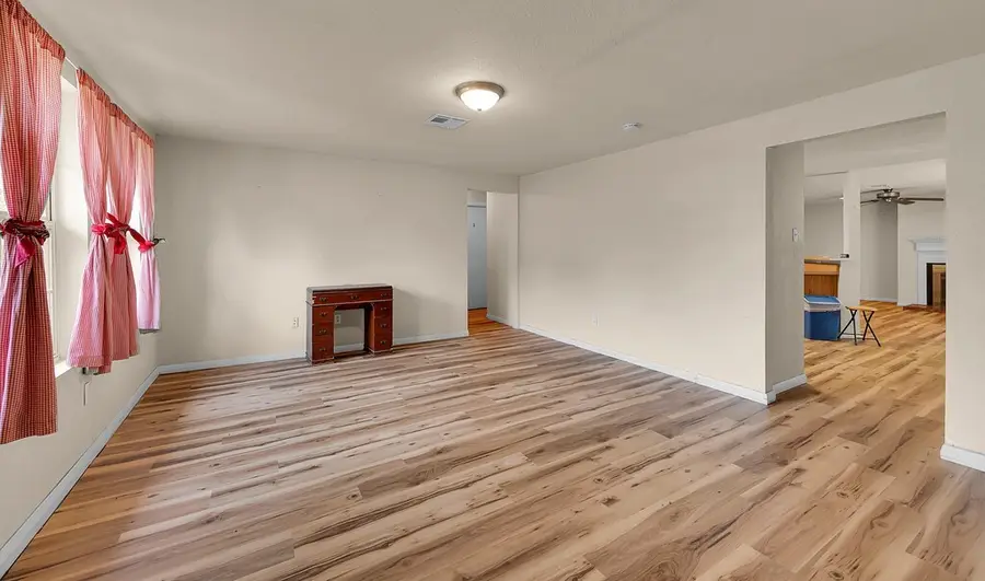 4304 Valview Drive, Waco, TX 76708 - #3