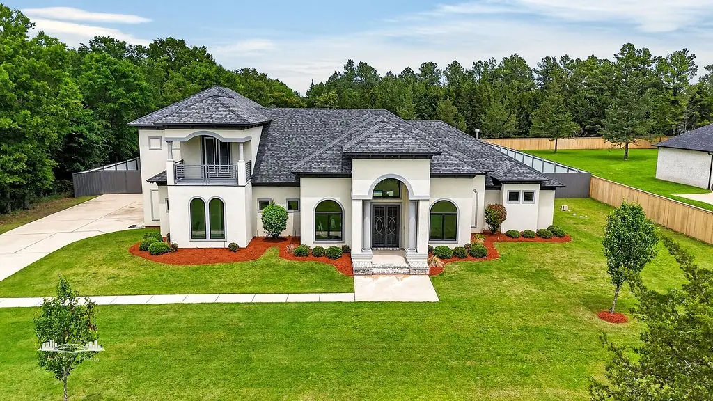 5768 Cross Lake Point Drive, Shreveport, LA 71107 - #1