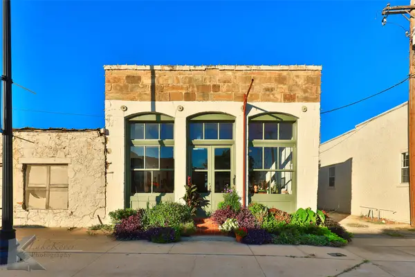 306 Conrad Hilton St Boulevard, Cisco, TX 76437