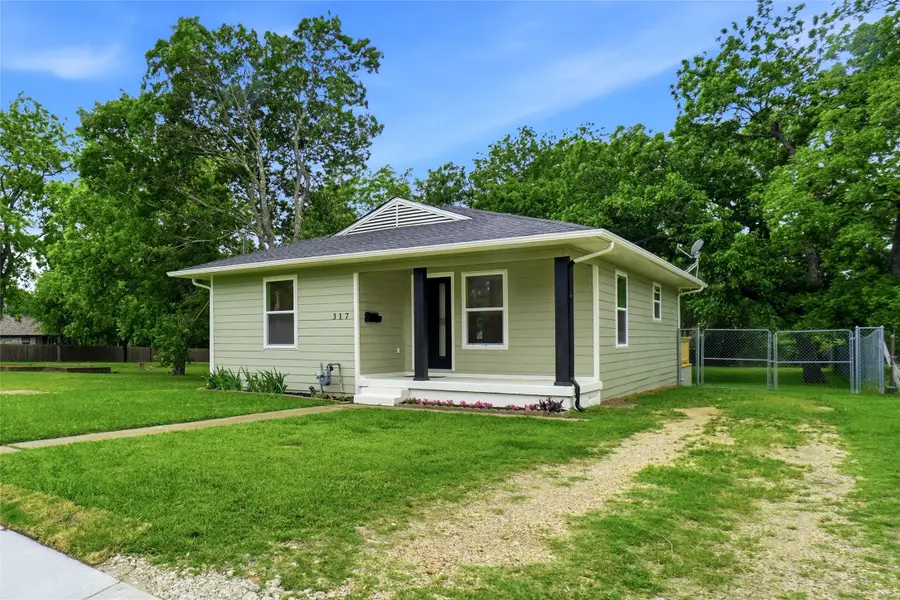 317 S Walker Street, Mesquite, TX 75149 - #2