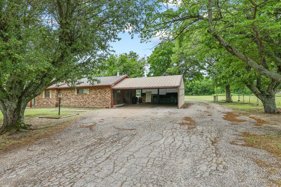 506 Fm 816, Wolfe City, TX 75496 - #3