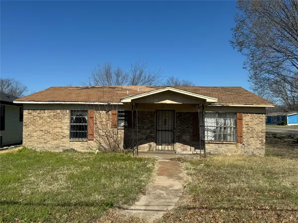 1118 E 13th Avenue, Corsicana, TX 75110