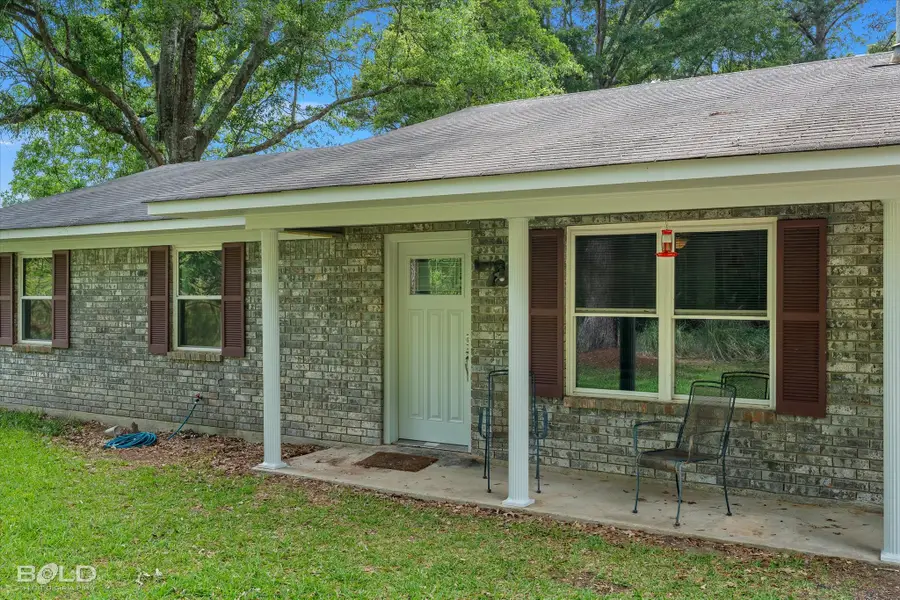 186 Hughes Road, Coushatta, LA 71019 - #2