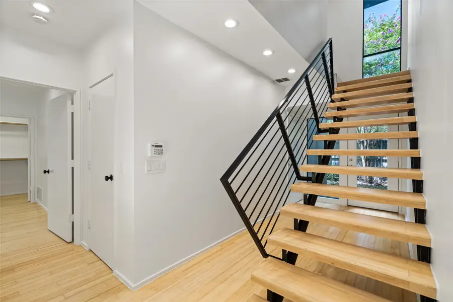 4230 Munger Avenue #A, Dallas, TX 75204 - #2