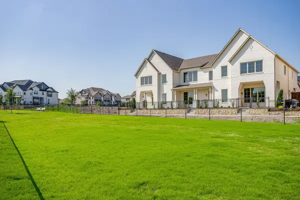 13837 Carnegie Drive, Fort Worth, TX 76008