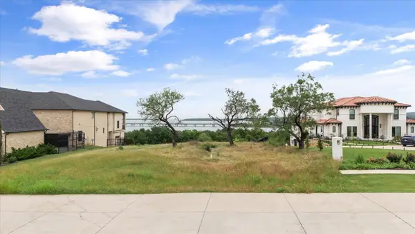 1047 Mallard Pointe Drive, Grand Prairie, TX 75104