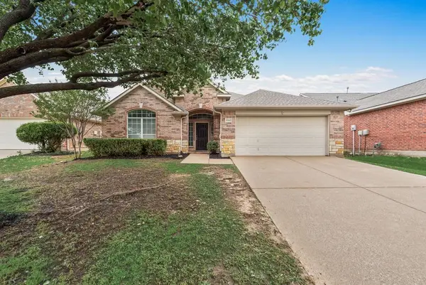 10441 Stoneside Trail, Fort Worth, TX 76244