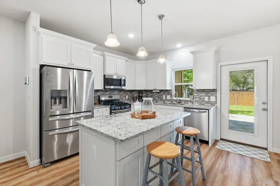 1125 Oxford Street, River Oaks, TX 76114 - #3