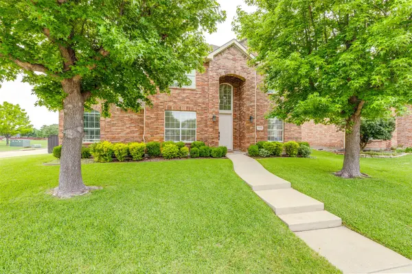 1502 Angel Falls Drive, Frisco, TX 75036