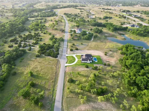 2051 Woodland, Weatherford, TX 76088